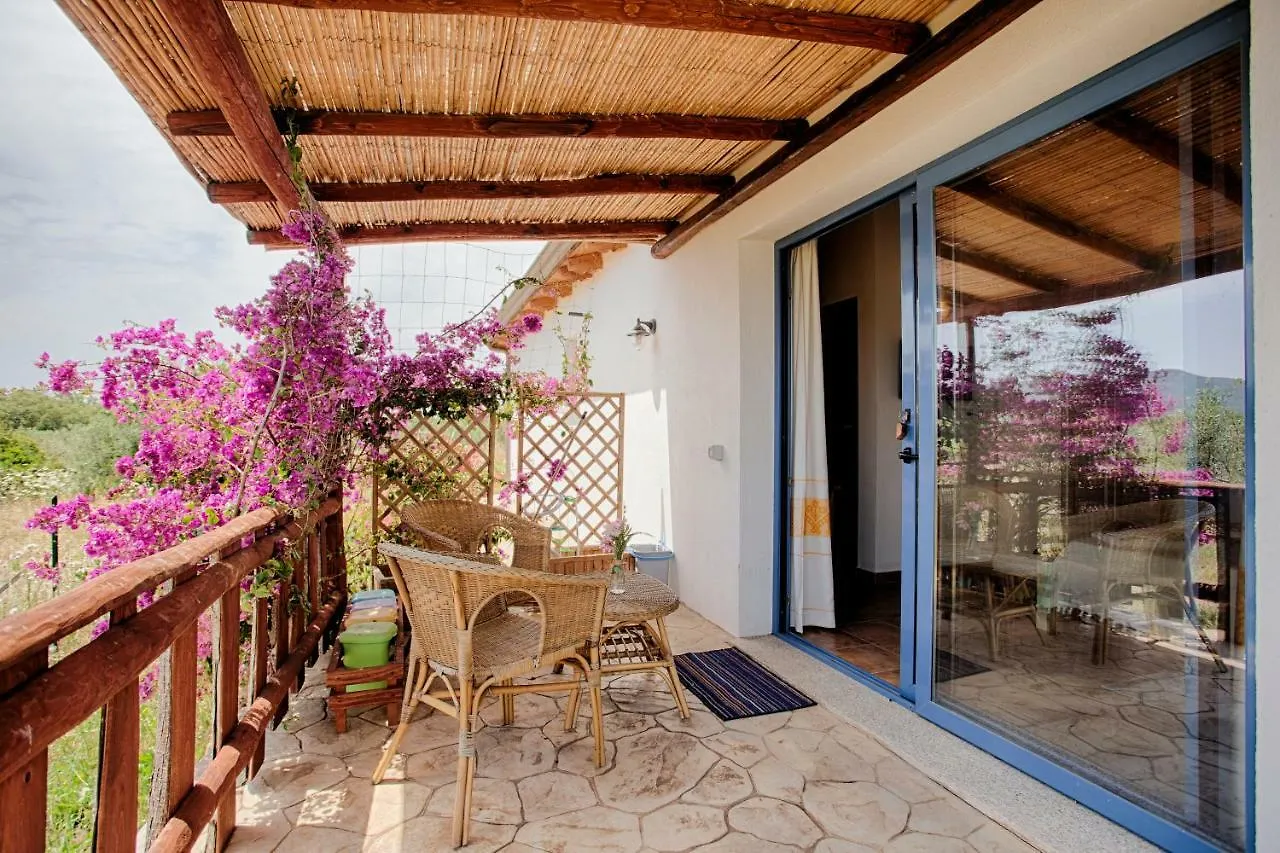 Agriturismo Mieleamaro Villa Olbia 0*,